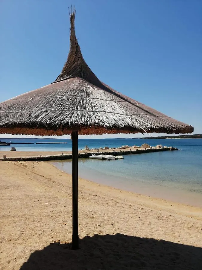 Salt&Sea Summer House Mandre 0*,