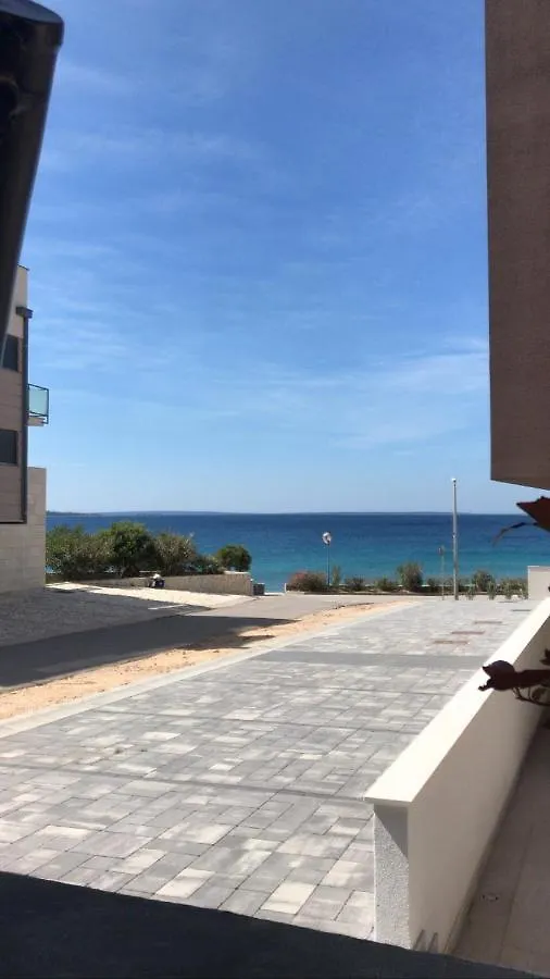 Salt&Sea Summer House Mandre Apartment